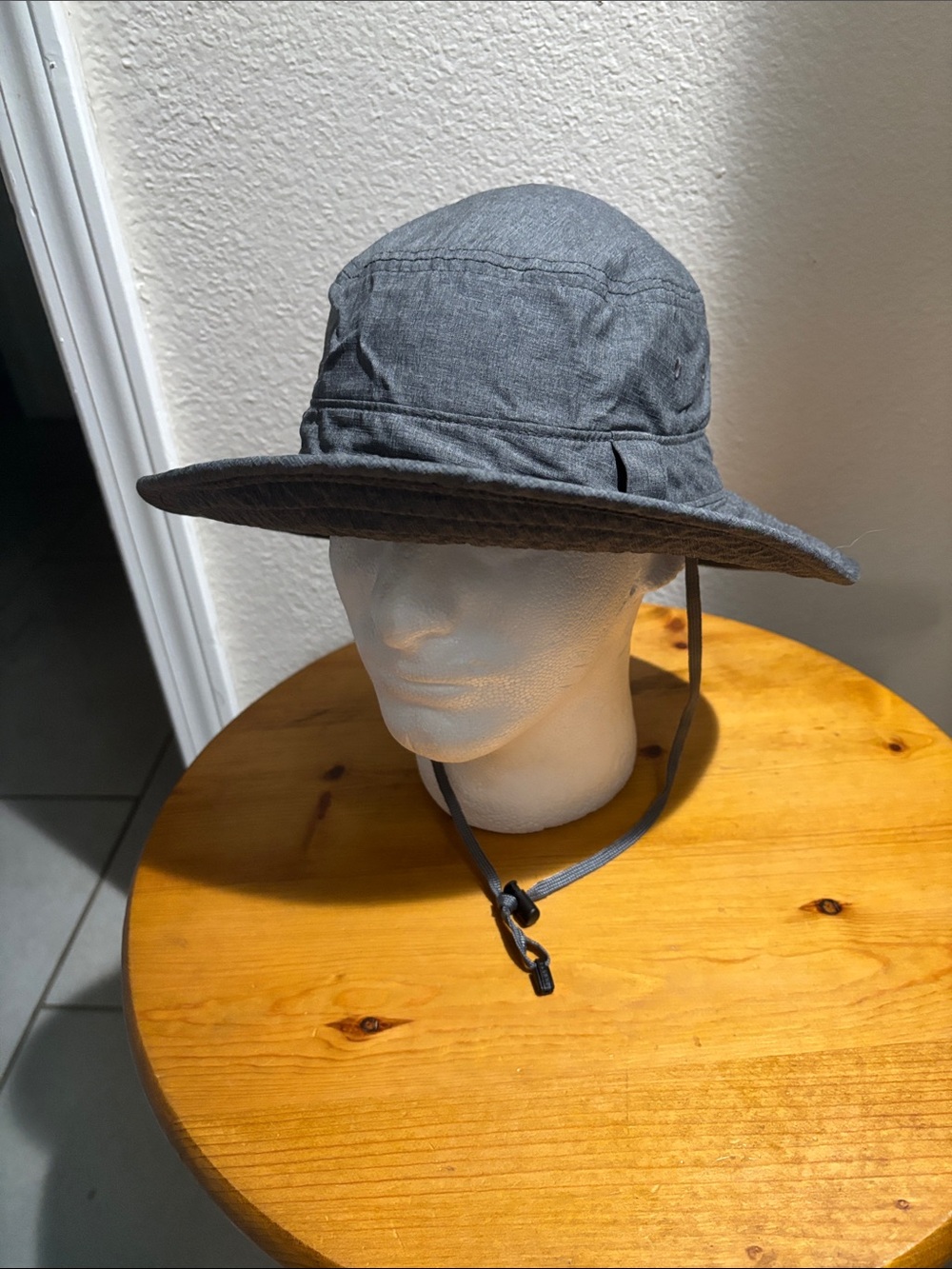 Solar Escape Gray Bucket Hat OS
